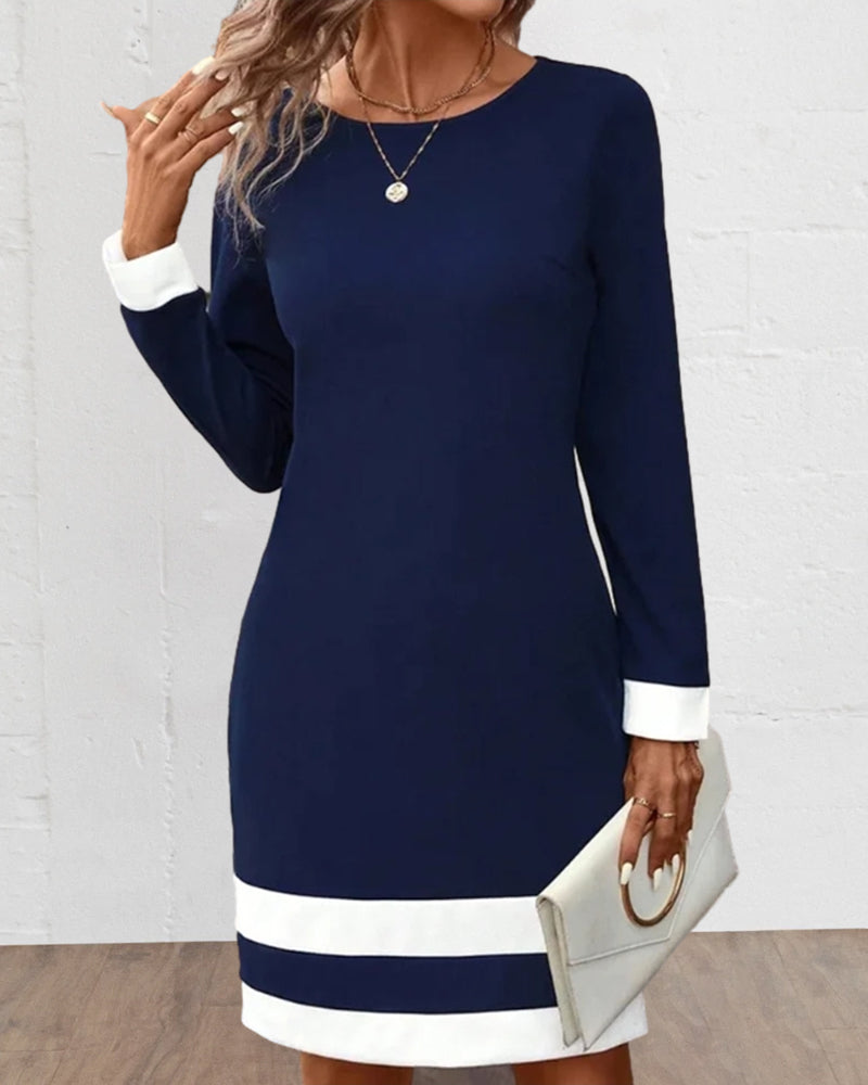 Elegáns sötétkék női ruha klasszikus sziluettel – Aurelia