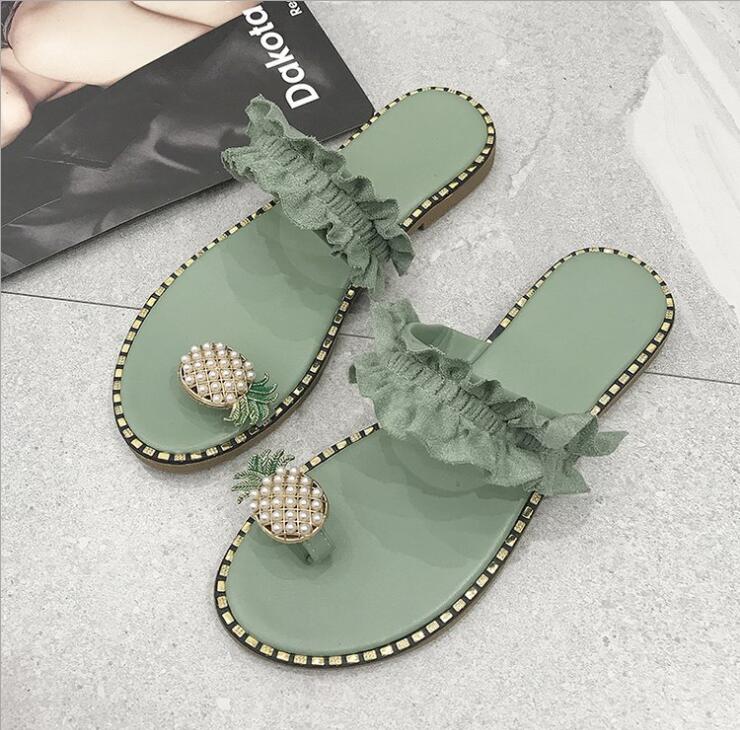 Trendi szandálok kényelmes talppal – Lina