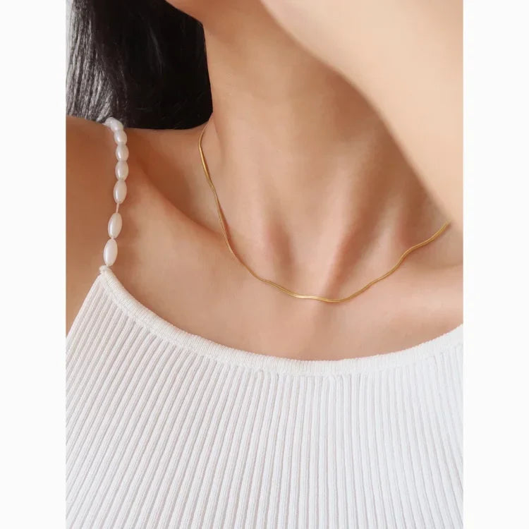 Stílusos, Karcsú Kígyólánc - Isis