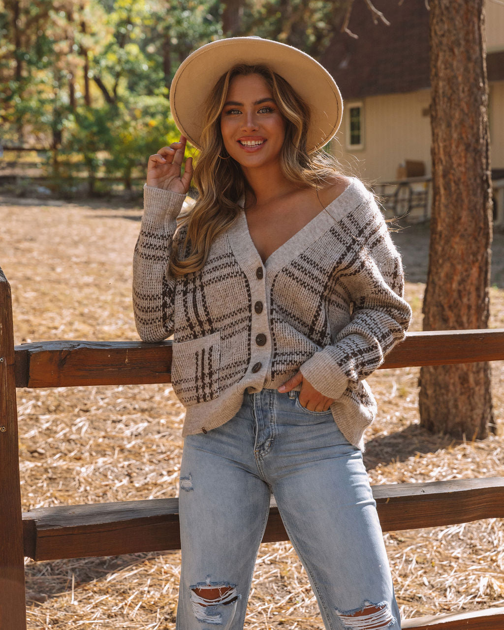 Részletes öltöny gombos záródással - Annelise