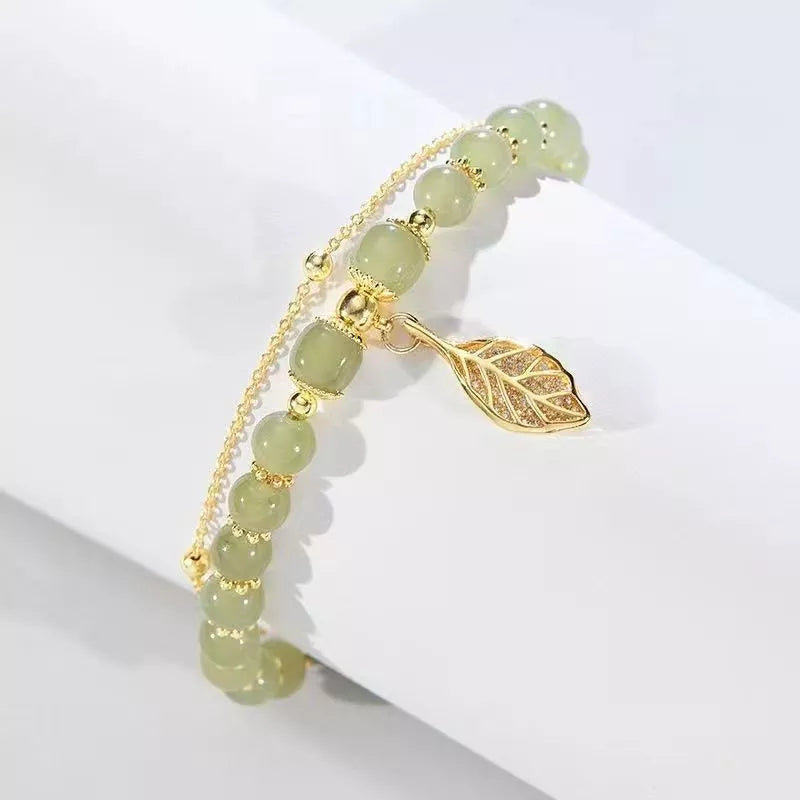 Hetien Jade Karkötő Arany Akcentussal