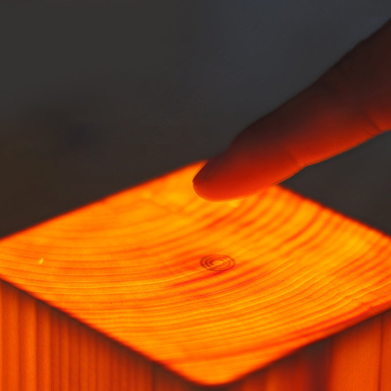 Stílusos LED Asztali Lámpa - WoodGlow