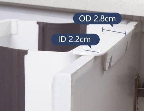 Praktikus falra szerelhető szemetes - CleanFold