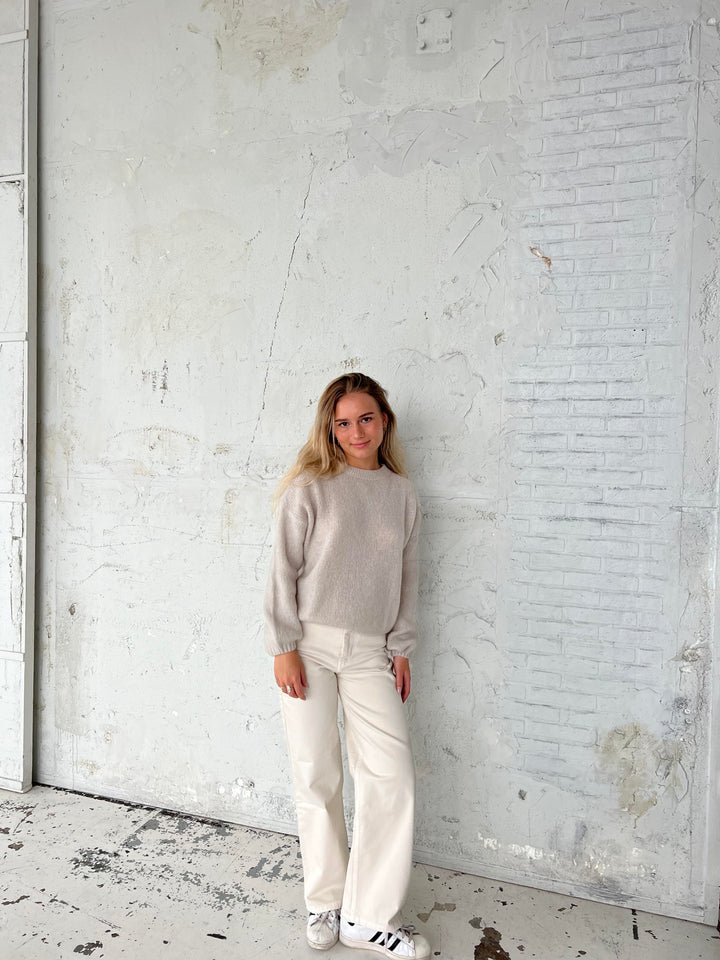 Puha női pulóver laza szabással - Aurena