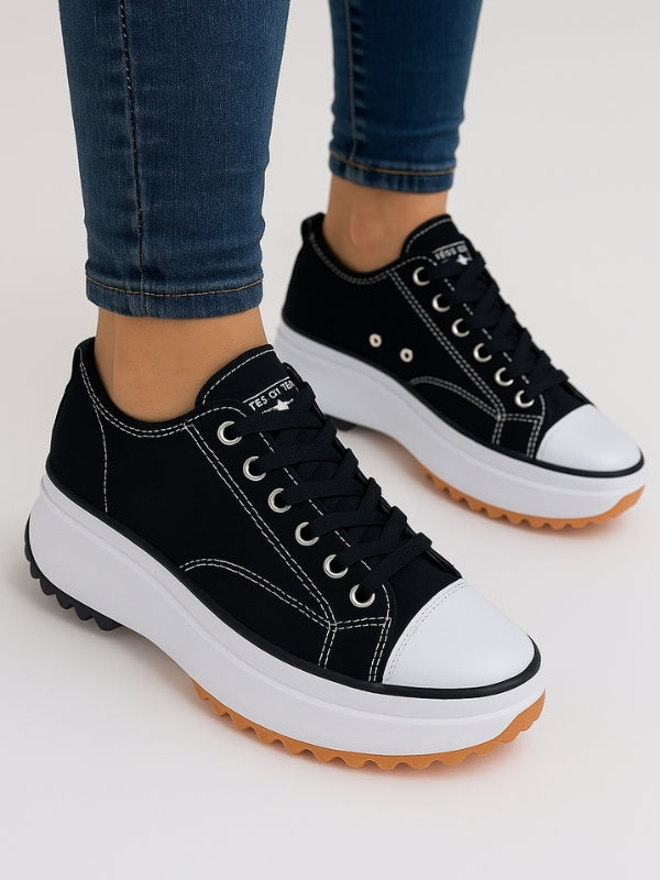 Plateau-sneaker sarokkal – Dalia