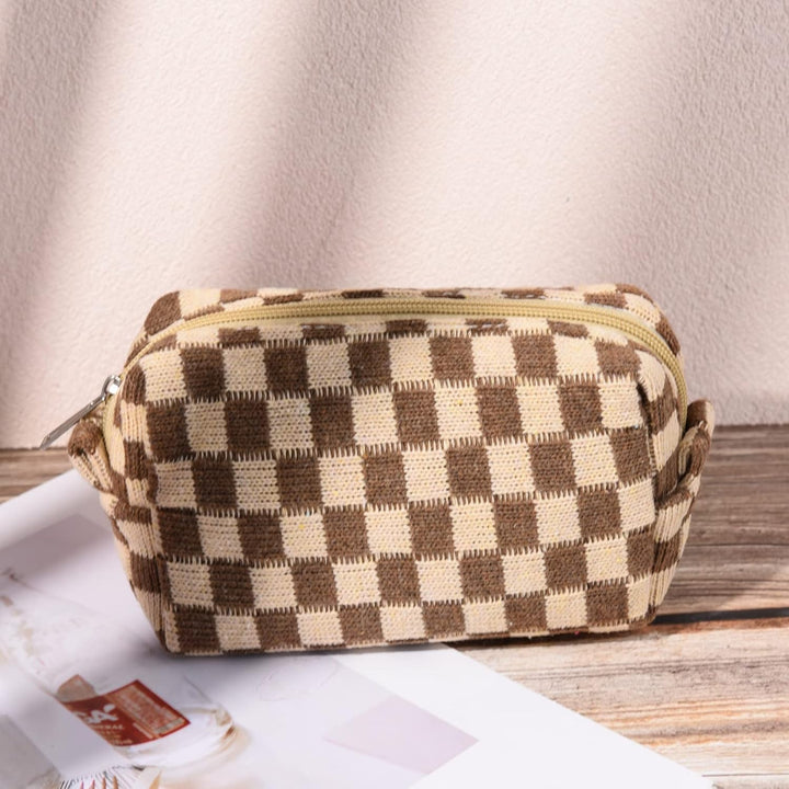 Must-Have Kockás Sminktasak Szett