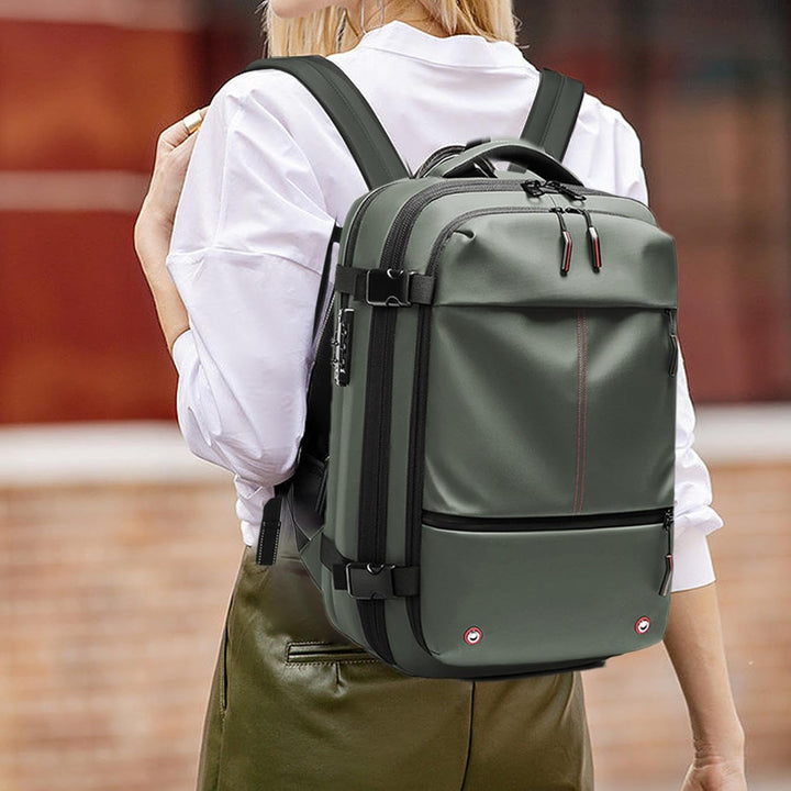 Légi Porszívó Hátizsák – Bővíthető 60L Vízálló Utazótáska Laptop Párnával – Trivora