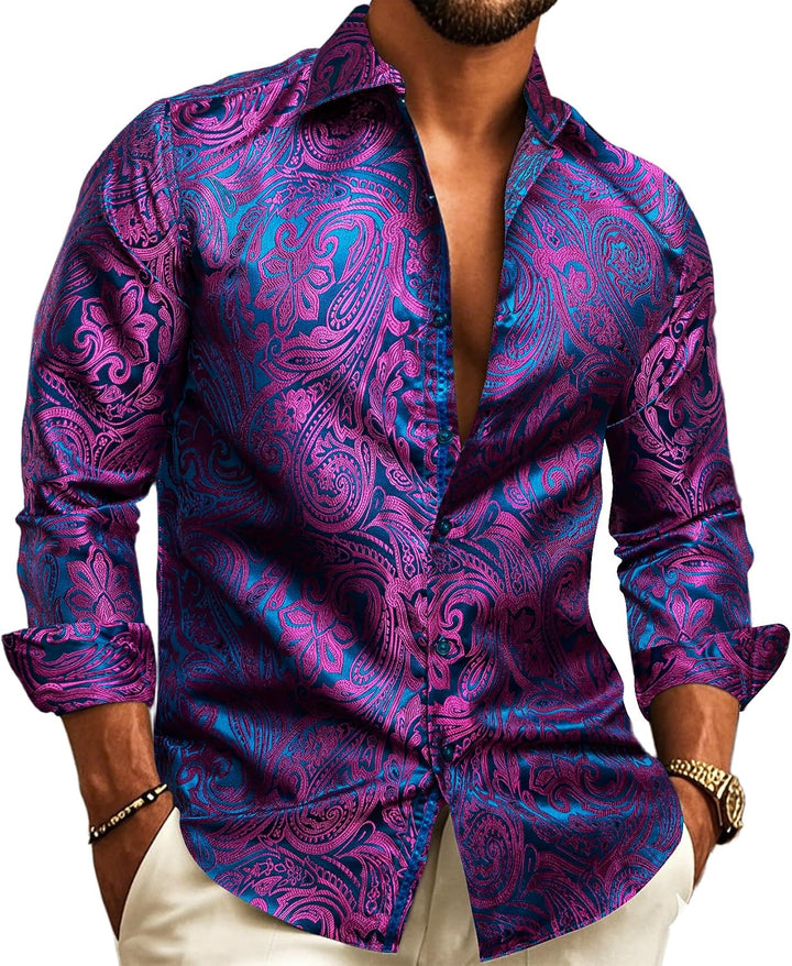 Rózsaszín-kék nagyméretű paisley mintás jacquard ing modellen, élénk színekkel, nyitott gallérral és hosszú ujjal.
