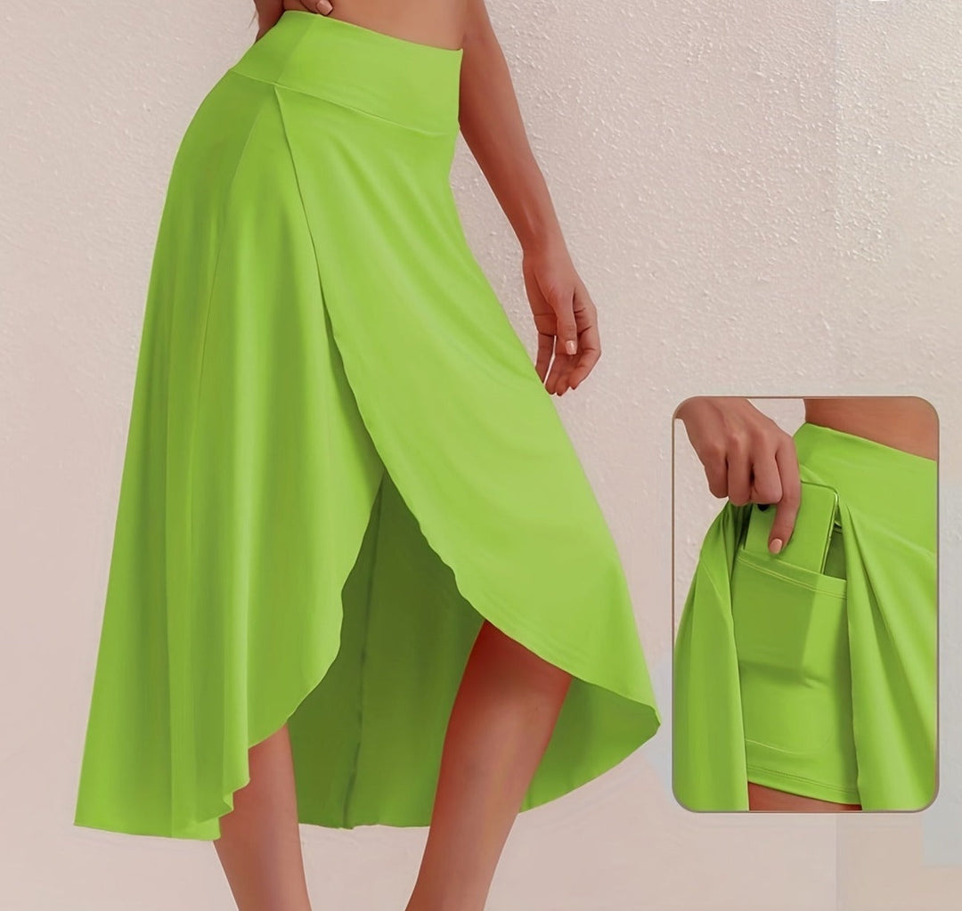 Sportos szoknya magas derekú és aszimmetrikus szabással - Alexia