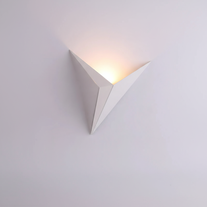 Dreieckige Minimalistische Wandlampe - TriGlow