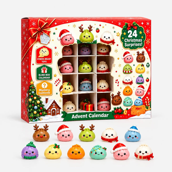 Az adventi naptár doboza ablakos rekeszekkel, előtte két sorban tíz színes, sapkás és szarvasagancsos tésztafigura, világos háttér előtt. 2