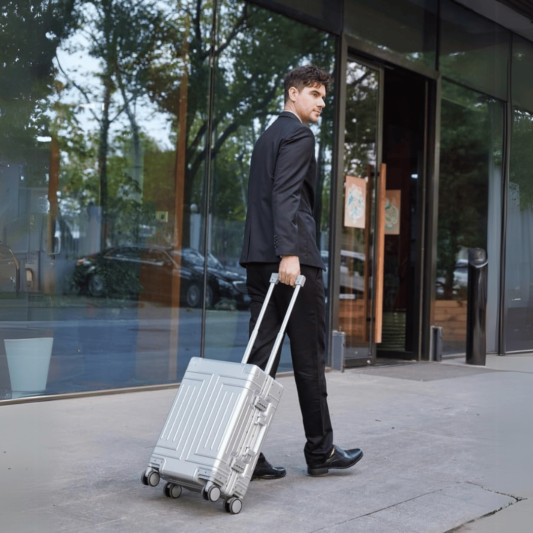 Prémium alumínium bőrönd – Császár