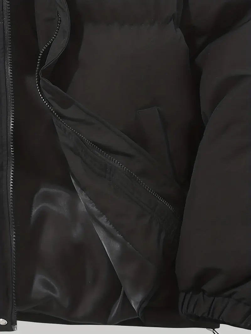 Schwarze Kapuzenjacke, klassisches Design, warm, Reißverschluss, Wintermode, Herrenbekleidung.