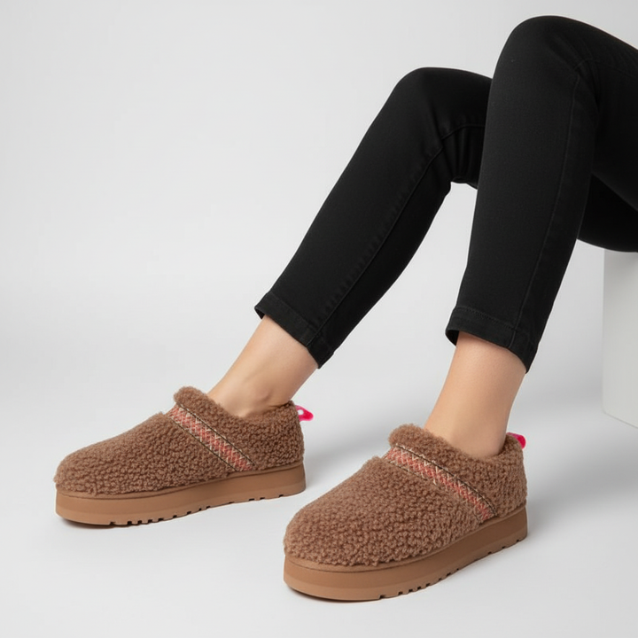 Gefütterte Komforthausschuhe - Warmella