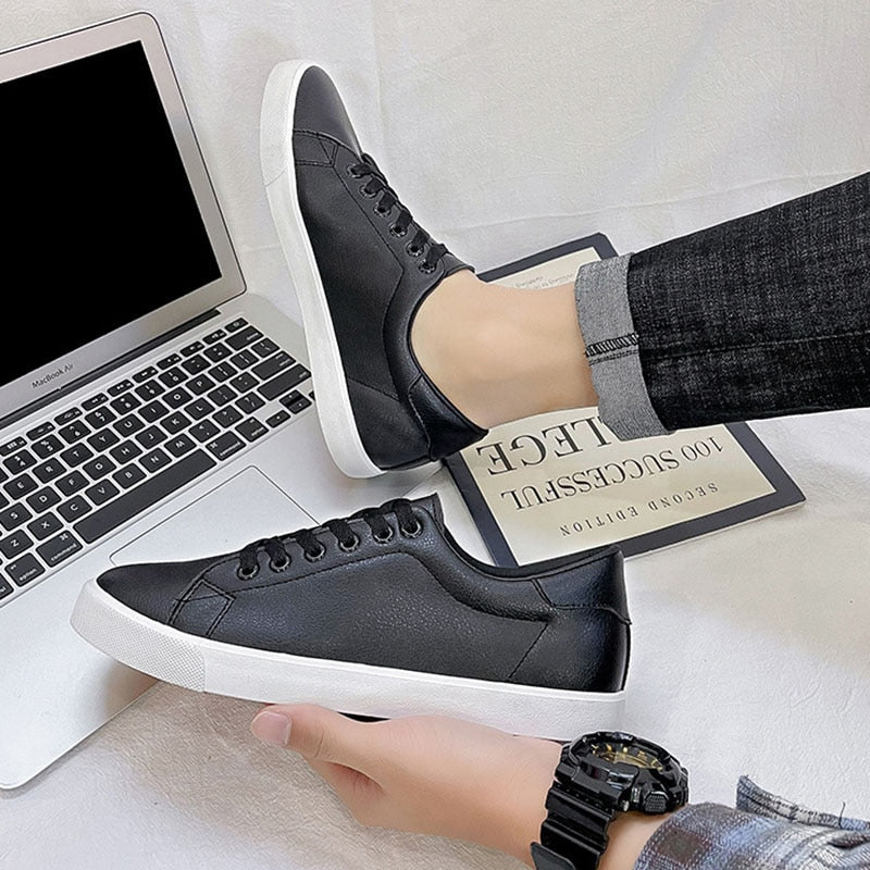 Férfi slip-on bőr sportcipő – Jonas