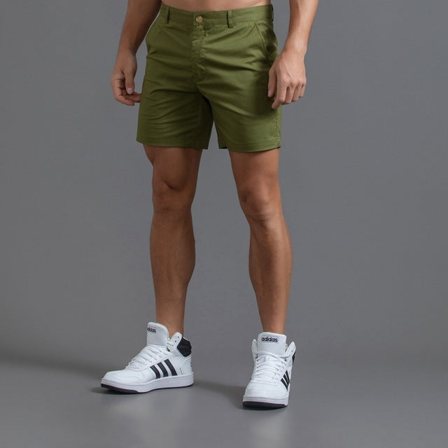 Divatos Slim-Fit Chino rövidnadrág férfiaknak – Emil