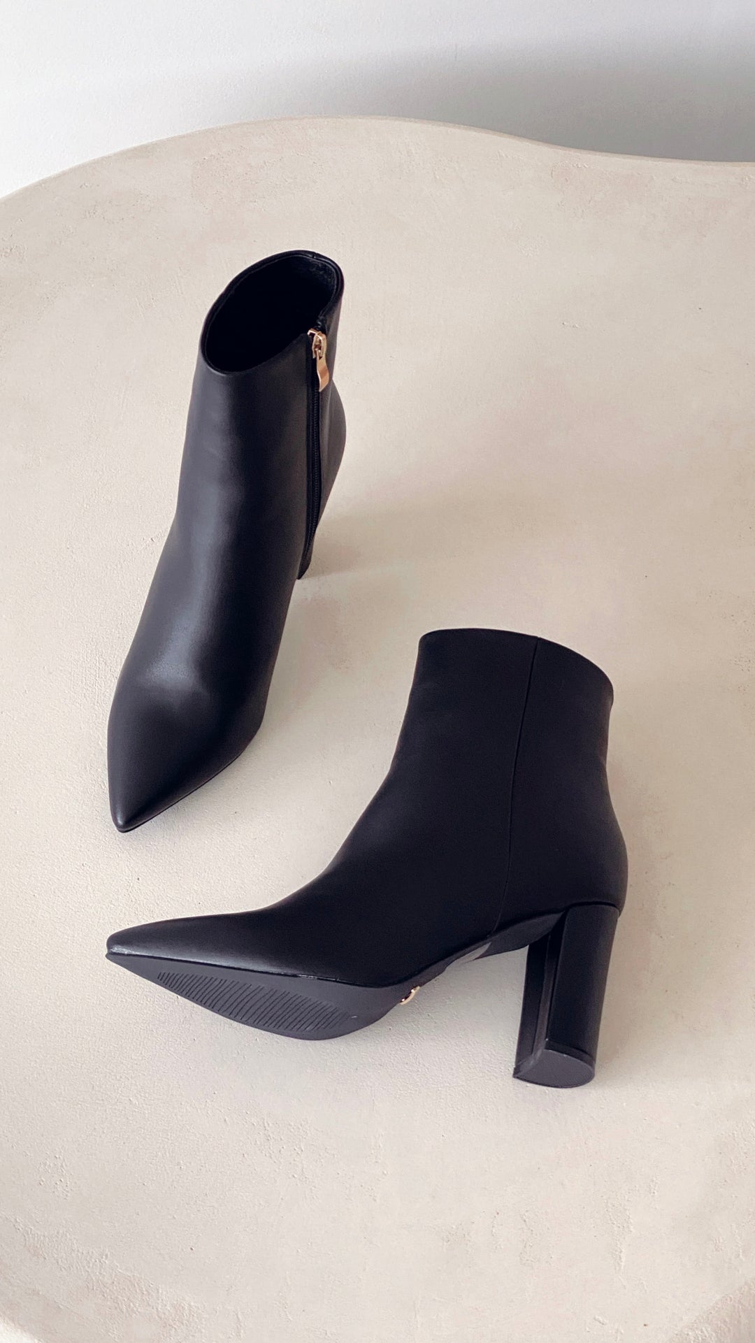 Divatos alkalmi bokacsizmák - Elonette