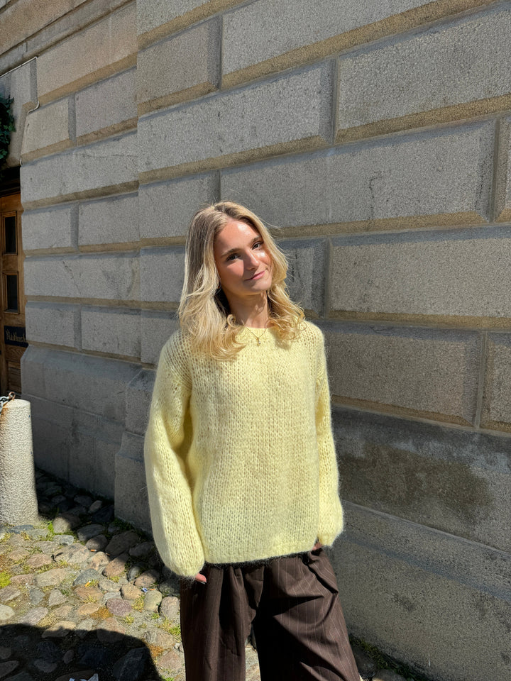 Luxus kényelmes női pulóver - Lunovia