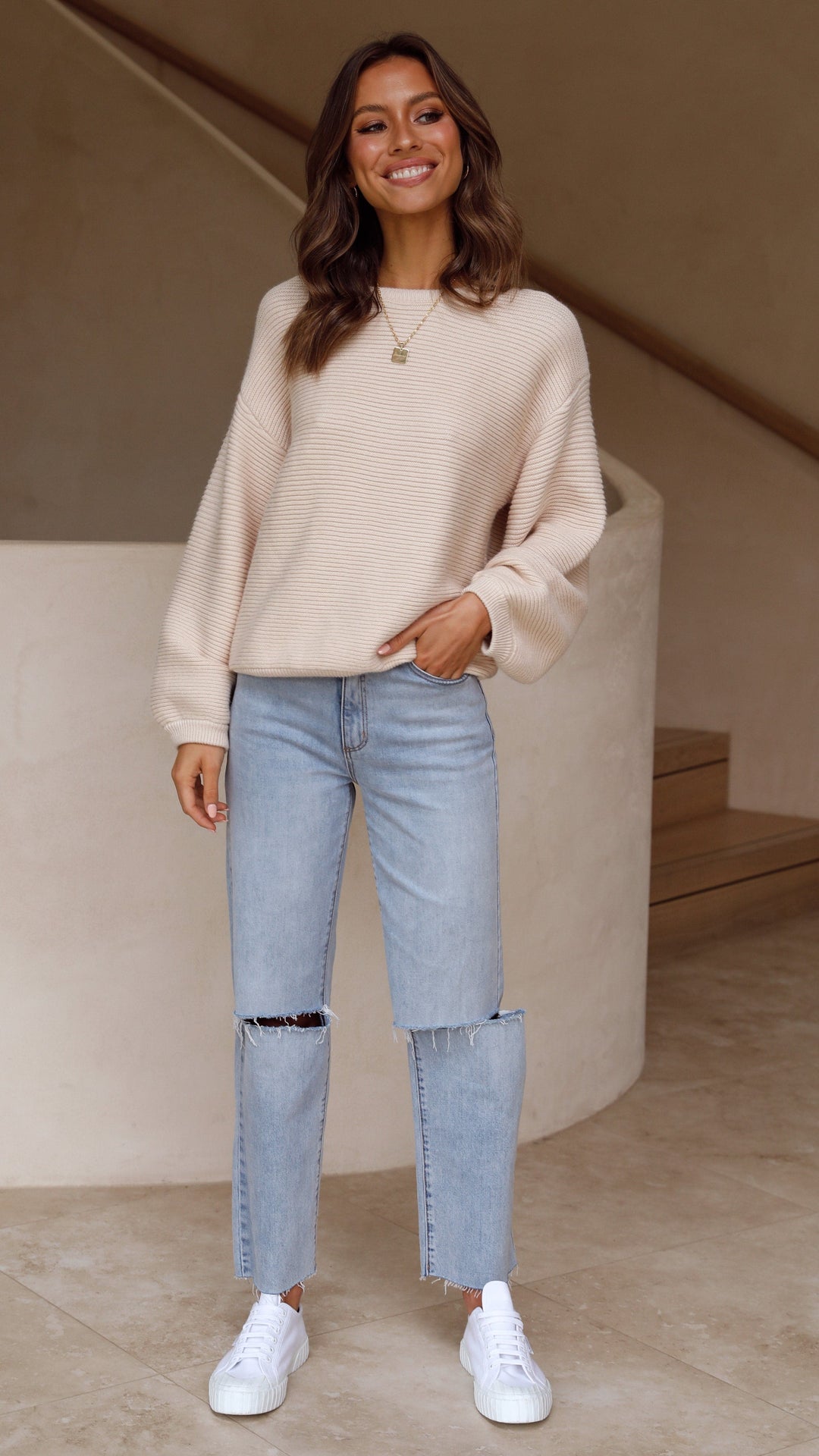 Beige kötött női pulóver - Isabella