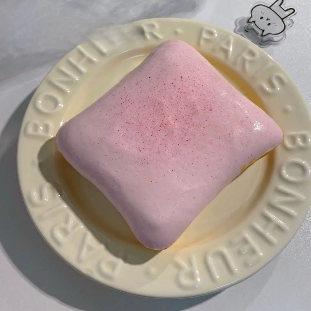Lassan Visszaugró Squishy Játék - Plushmelt
