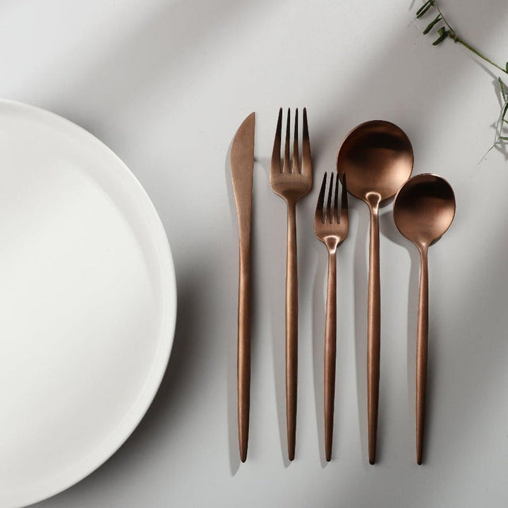 Minimalista Evőeszköz Modern Asztalokhoz - PureSet