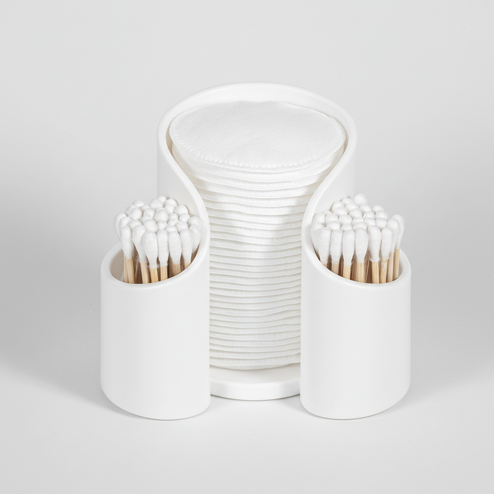 Minimalistische Badezimmerorganisation - CareCube