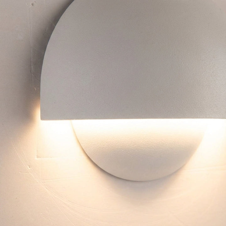 Modern Outdoor Wall Light - Baskline