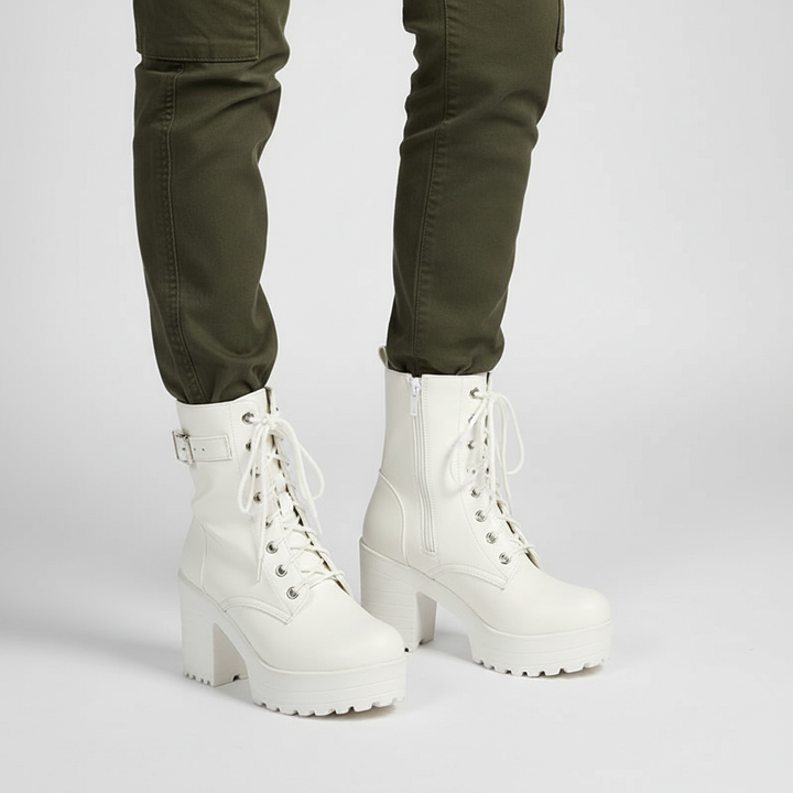 Robuste Stiefel Mit Schnürung - Daisy