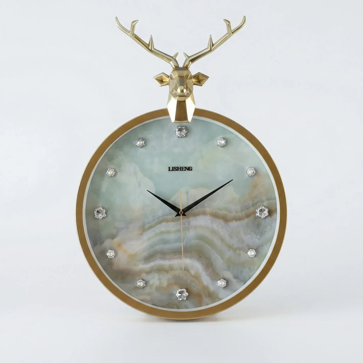 Runde Wanduhr Mit Hirschkopf-Detail - Auraldeer