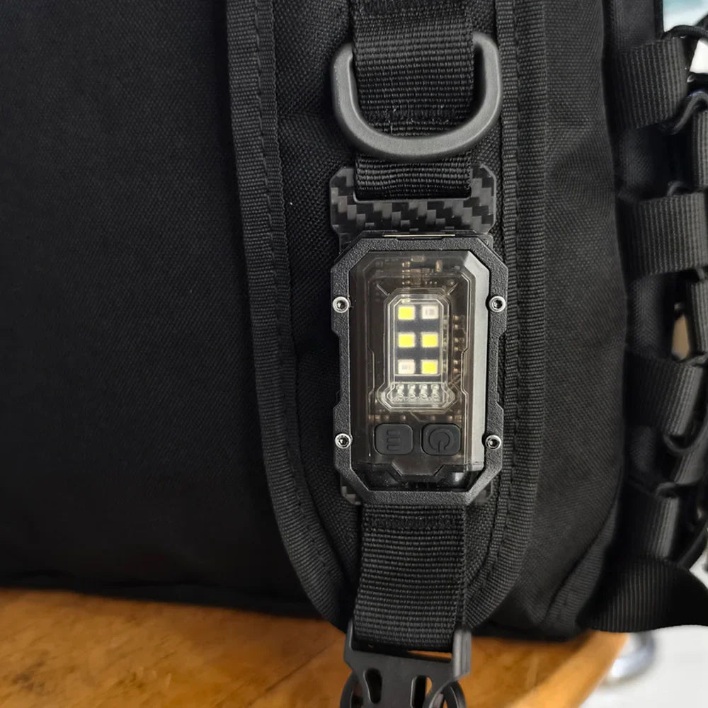 Taktikai USB újratölthető zseblámpa - LumiTac Mini