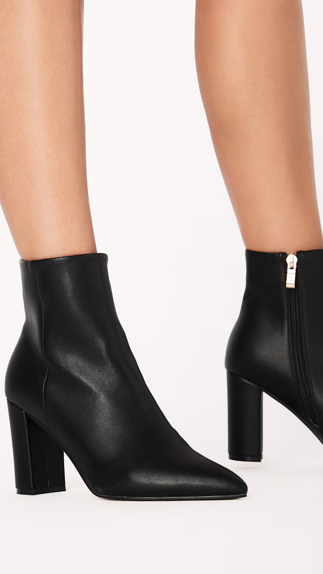 Divatos alkalmi bokacsizmák - Elonette