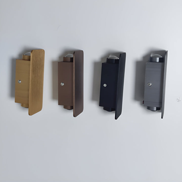 Sleek Rectangular Wall Sconce - Scandara