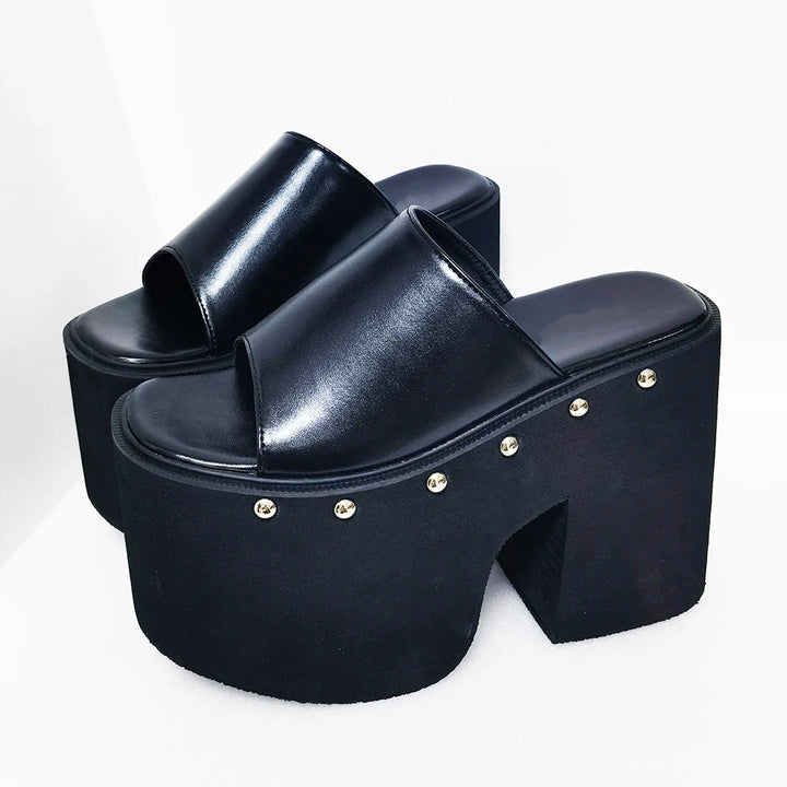 Vastag Sarkú Platform Szandál - Nicole
