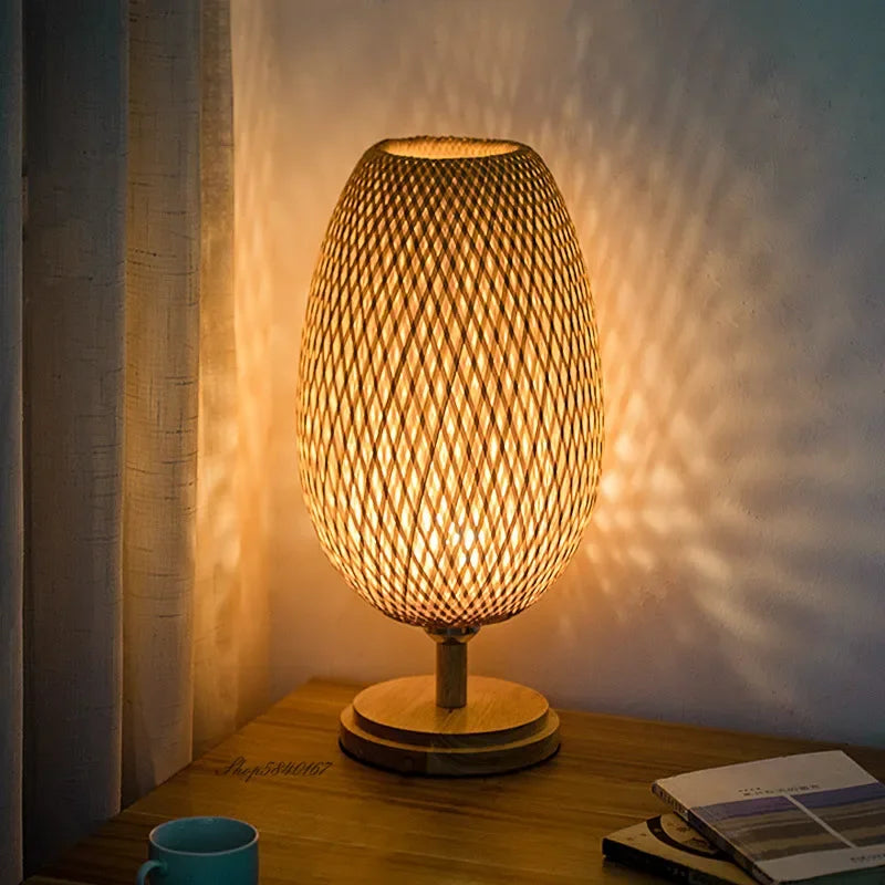 Vintage Bambusz Asztali Lámpa - TimberGlow