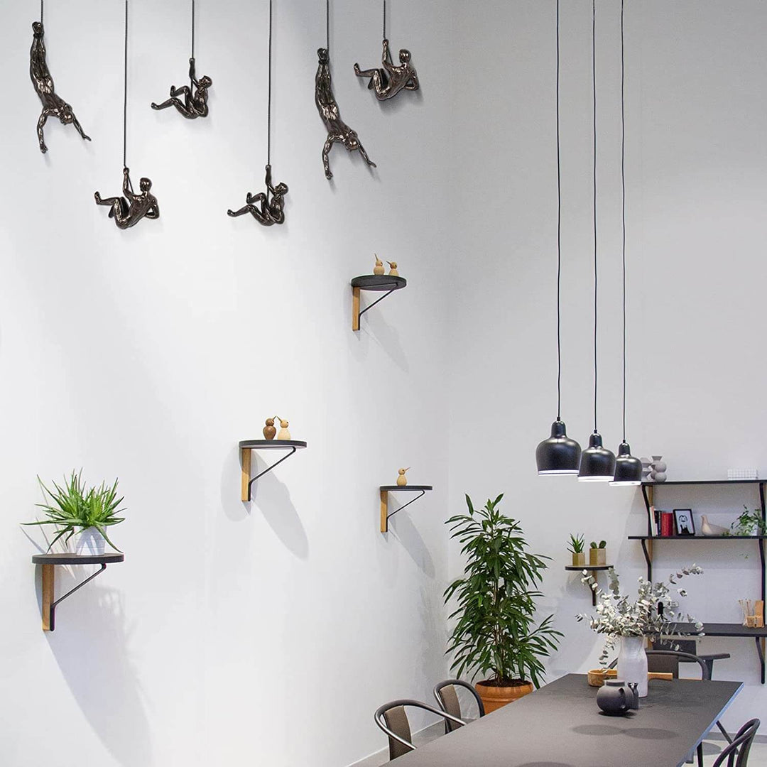 Bergmászó Faliszobor – PeakFigures