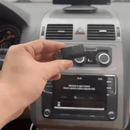Vezeték nélküli CarPlay adapter – DriveLink Connect