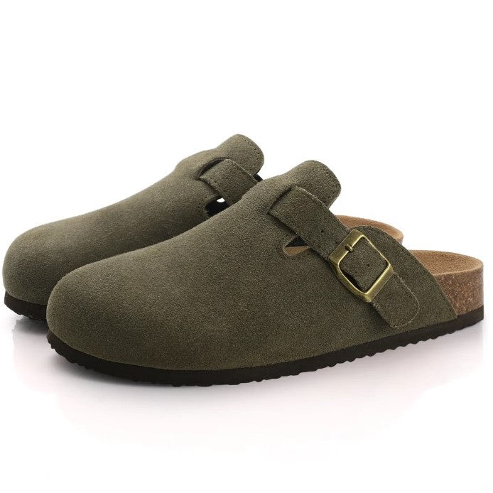 Grüne Wildleder-Clogs mit Schnalle, ergonomische Korksohle, bequeme Hausschuhe.
