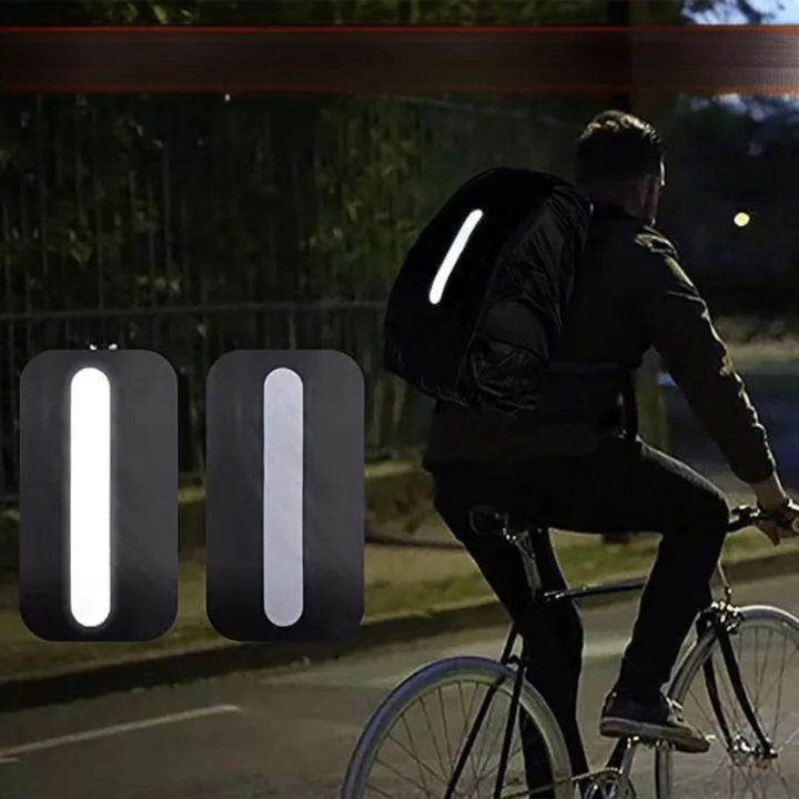 Könnyű, vízálló hátizsák esővédő – Reflektáló és állítható (Vásárolj 1-et, 1 ingyen)